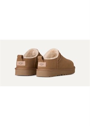 W classic micro strøvle Chestnut UGG